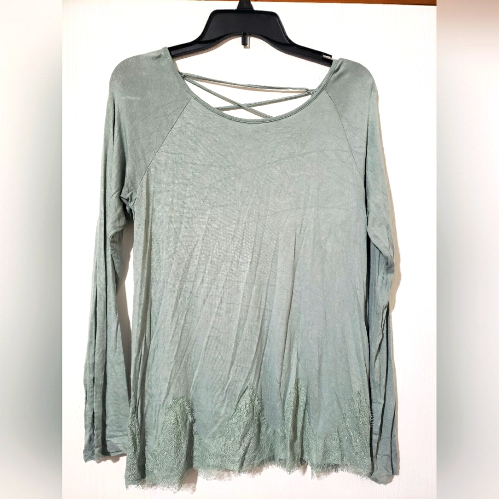 Jolt Long Sleeve Top NWOT
